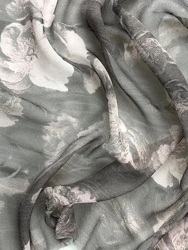 floral-design-8mm-silk-georgette-fabric-1-jpg Floral design 8mm Silk Georgette Fabric